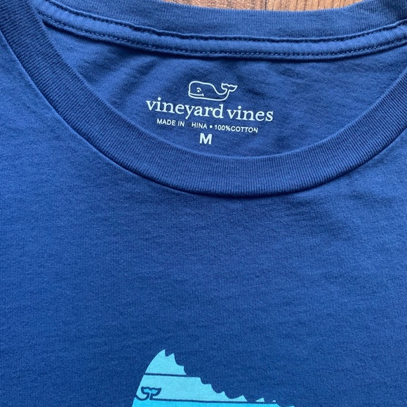 Vineyard Vines Sailfish Whale Line T-Shirt - Picture 4 of 4